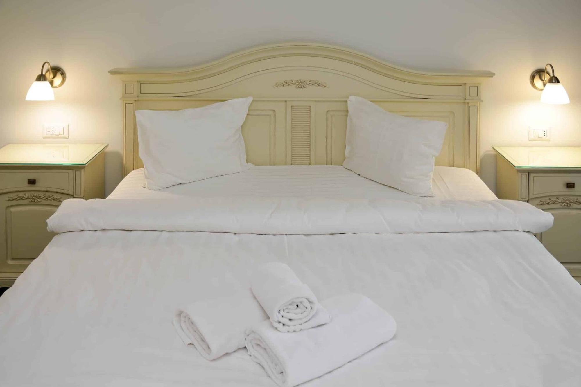 Green Park Boutique Hotel Focşani المظهر الخارجي الصورة