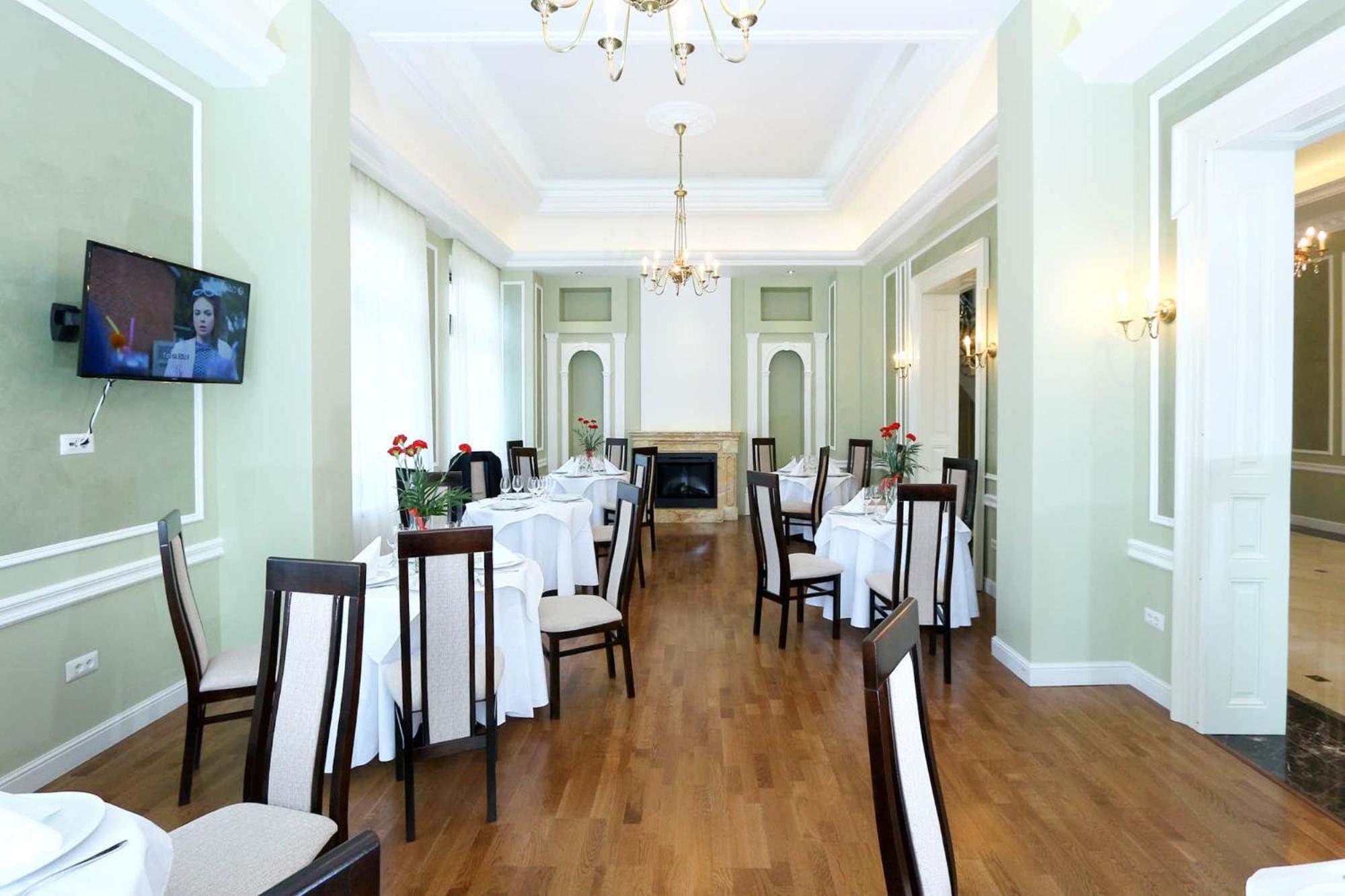 Green Park Boutique Hotel Focşani المظهر الخارجي الصورة